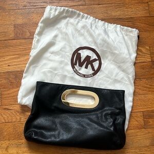 Michael kors clutch